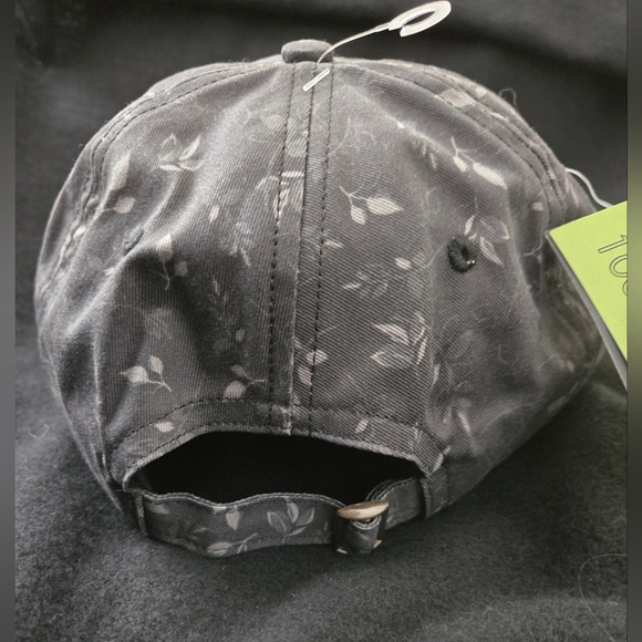 BNWT - TOTHEMARKET Floral Ball Cap in Charcoal Gray - Picture 3 of 8